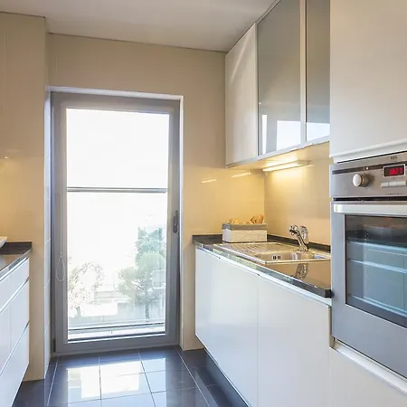 Your Parque Das Nacoes Apartment Lisbon