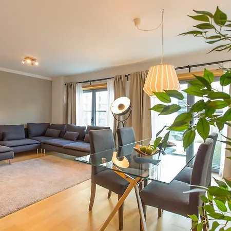 Your Parque Nacoes *