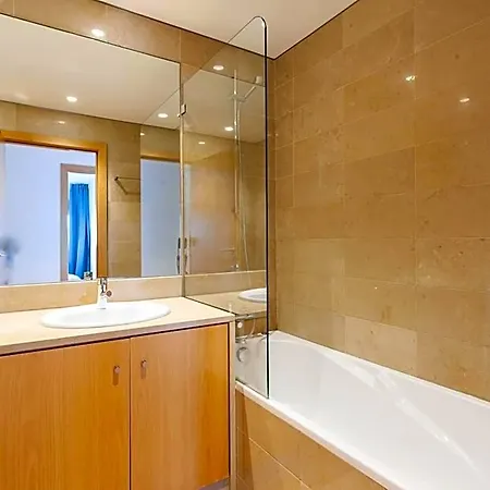 Your Parque Nacoes Apartman *