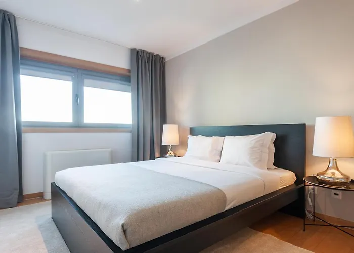 Your Parque Das Nacoes Apartment *