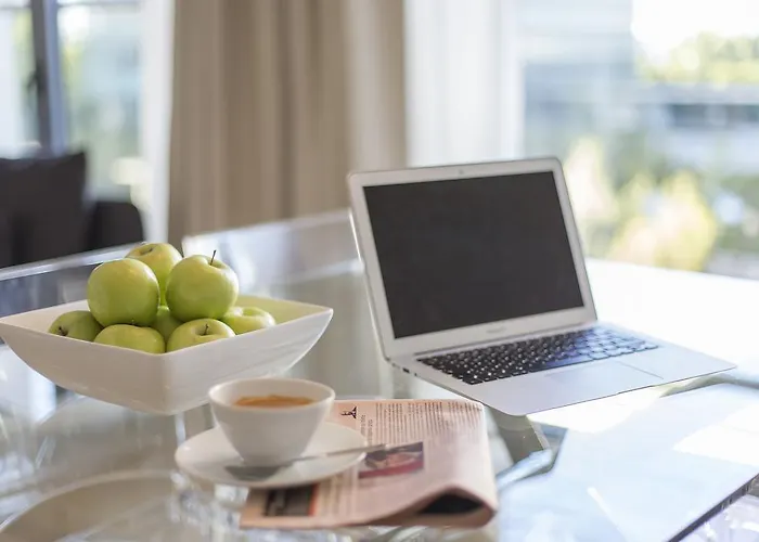 Your Parque Das Nacoes Apartment *