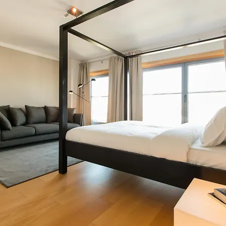 Your Parque Nacoes * ליסבון