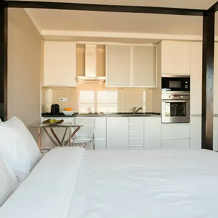 Your Parque Nacoes דירה